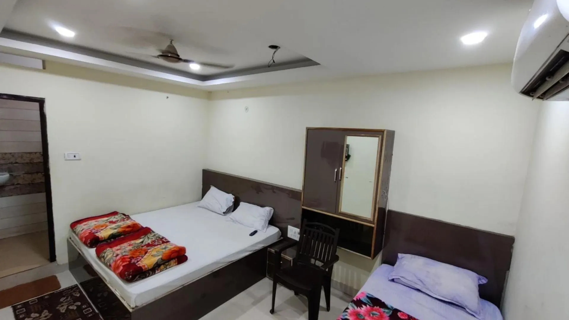 Ξενοδοχείο Swastik Guest House Inn Βαρανάσι